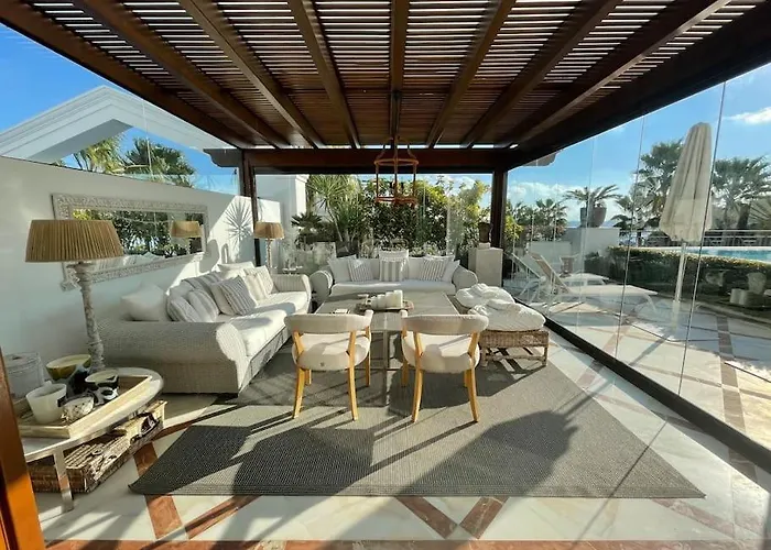 Apartamento Luxurious And Light 3 Bedroom Penthouse Estepona