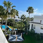 Luxurious&light 3 Bedroom Penthouse Appartement *