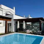Luxurious&light 3 Bedroom Penthouse Estepona